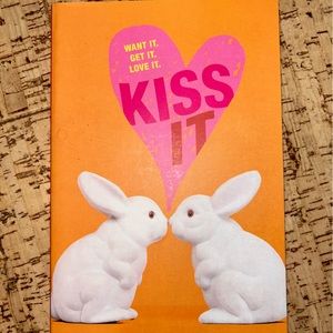 🔥4/$25 book deal🔥 Kiss It by Erin Downing